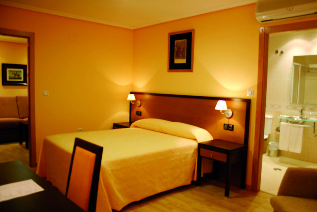 Aparthotel Arenteiro Carballino Room photo